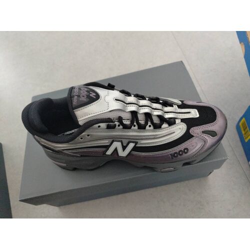 New Balance M1000 Coloris Gris/Violet/Noir