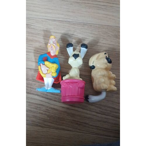 Lot Jouet Mcdo Asterix 1994 Et 2008, Idéfix Et Assurancetourix