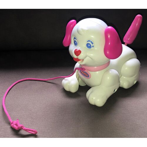 Chien à tirer sur roulettes Fisher Price