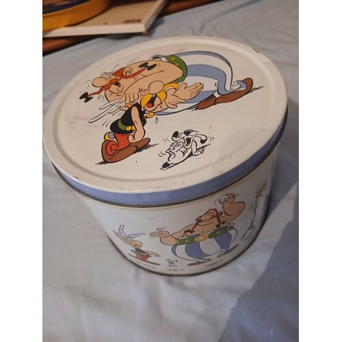 Boîte Métallique Ronde Asterix 2001