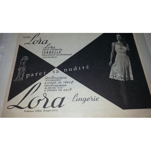 Ancienne Publicité Papier: Lingerie Lora, Parue Dans La Presse En 1955