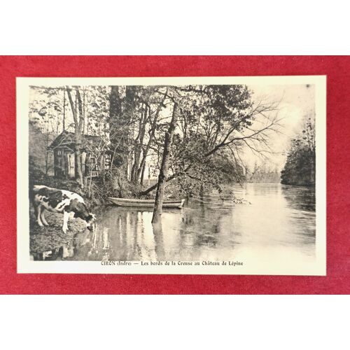 Carte Postale Ancienne Animée Cpa Ciron Indre. Les Bords De La Creuse Au Château De Lépine . Vache Et Paysage Autour Du Camp De Chasseneuil. 1941.