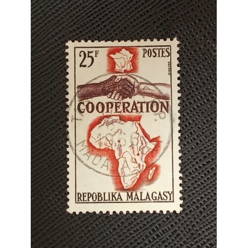 Timbre Madagascar Yt 399 La Coopération 1964 (090610 )