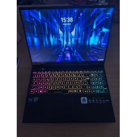 Acer Predator Helios Neo 16 + Klim Mistral - i9-14900HX + RTX 4070 + 32 Go RAM - Écran 240 Hz - PARFAIT ÉTAT