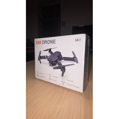 ​Drone Pliable E88 Avec Camera Hd – Neuf Sous Blister
