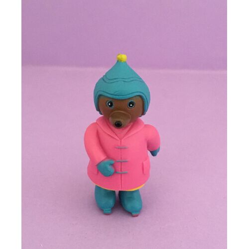 Figurine Petite Ourse Brune Patineuse