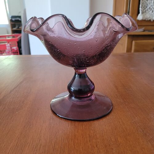 Coupe En Verre Violette