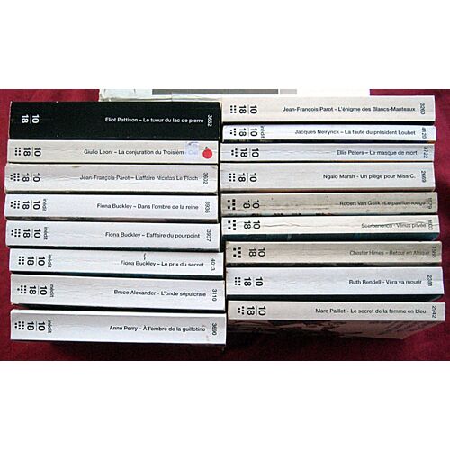 Collection Grands Détectives. Lot De 17 Titres. 10/18. Années 2000.