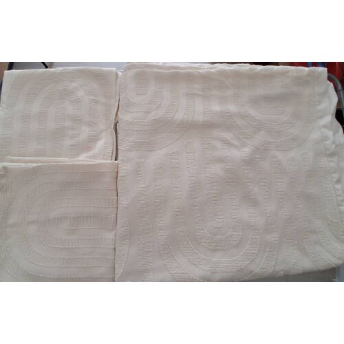 Parure Housse De Couette Et Deux Taies D'Oreillers