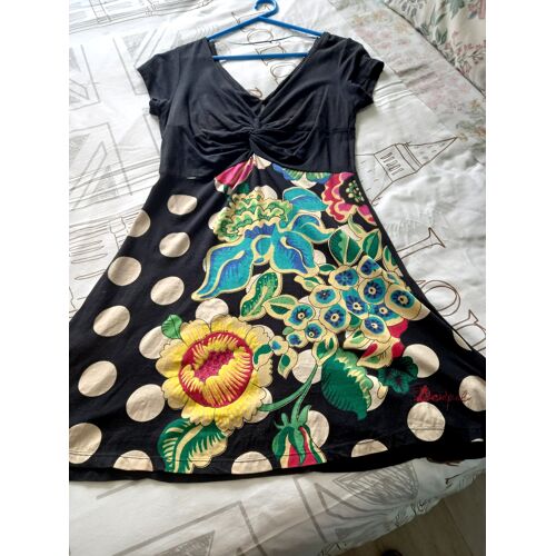 Robe Noire Xl " Desigual. Dos Uni.