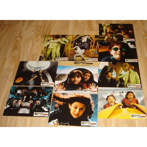 Spy Kids - Jeu De 10 Photos D'exploitation Cinématographique Originale - Format 21x28 Cm -Un Film De Robert Rodriguez Avec Antonio Banderas, Carla Gugino, Alexa Vega, Daryl Sabara, Alan Cumming - 2001