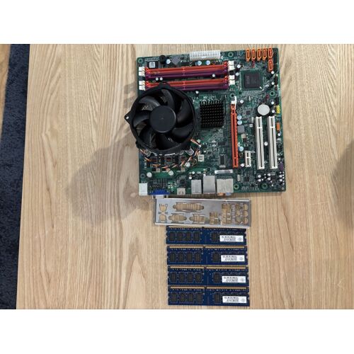 Kit carte mère / processeur / RAM - Acer G43T-AM / Intel Pentium E5300 / 4x2Go DDR2
