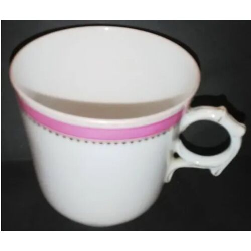 Tasse A Café - En Porcelaine Fine - Signée " Pillivuyt & Cie "