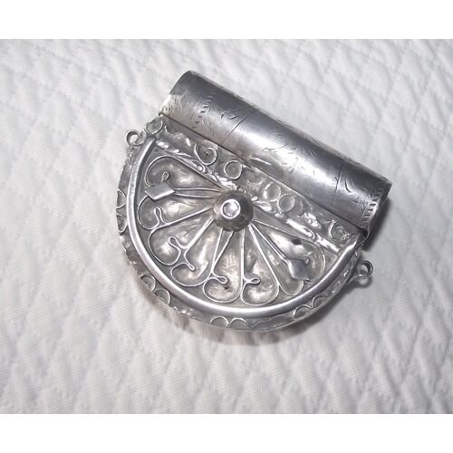 Minaudière Ancienne En Argent Magnifiquement Ouvragée