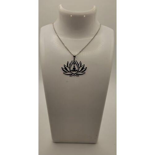 🌸 Collier Lotus Zen & Méditation En Acier Inoxydable – Argenté 🌸