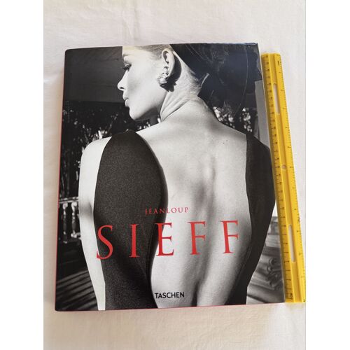 Jeanloup Sieff - 40 Ans De Photographie Erotique 