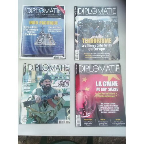 Diplomatie Lot De 4 Magazines