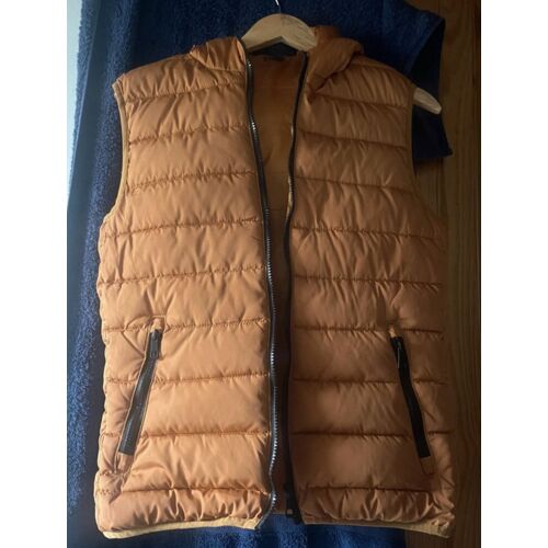Veste Sans Manche Avec Capuche 