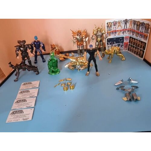 Lot Collection Vintage : Chevaliers Du Zodiaque (Figurines & Armures)