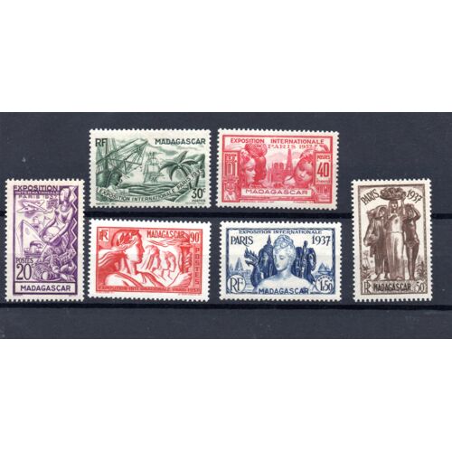 Timbres De Madagascar N° 193 À 198