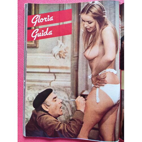 Albo Blitz Magazine N37 Paola Senatore, Michela Miti, In Omaggio, Bianco & Nero, Chiedi, Barbara De Rossi, Annick, Maria Teresa Mare, Rocky Del Bronx, Una Ragazza All’Antica