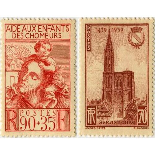 France 1939, Beaux Timbres Neufs* - Sans Gomme Yvert 428 Aide Aux Enfants De Chômeurs Et 443 500ème Anniversaire De L'Achèvement De La Cathédrale De Strasbourg.