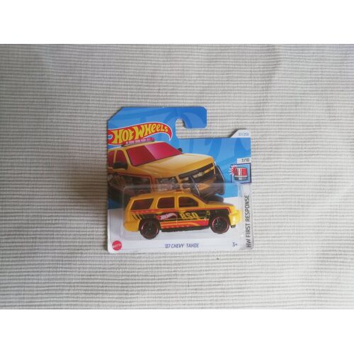 VOITURE HOT WHEELS CHEVY TAHOE 07 1/64