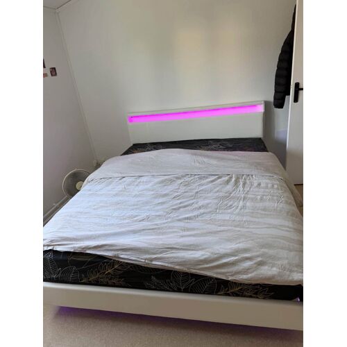 je vend un lit
