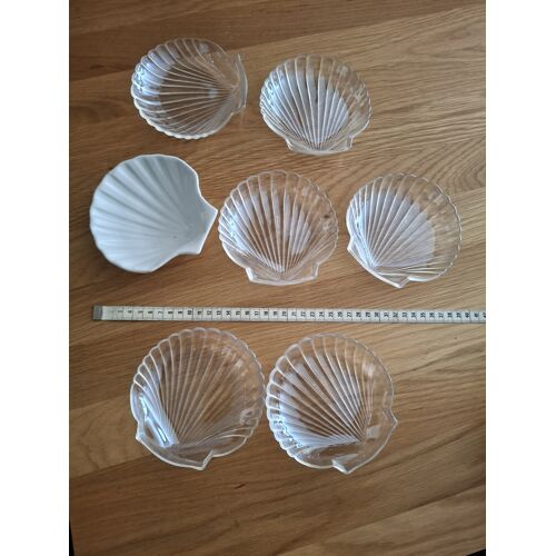 7 Coupelles En Forme De Coquilles Saint-Jacques