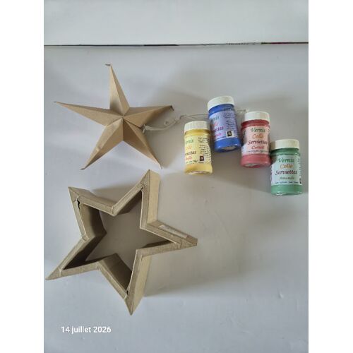 Lot De 4 Pots De Vernis Colle De Couleur, Et 2 Étoiles En Papier Mâché