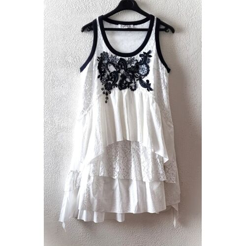 Robe Fuego Taille 38 Blanche Et Noire Avec Déco Tbe