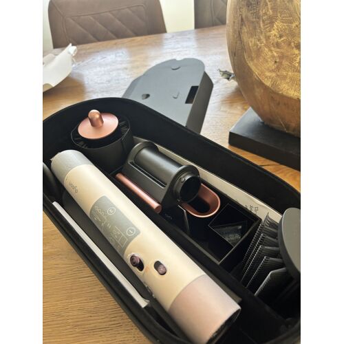 Dyson Airwrap i.d. Straight + Wavy – Neuf 