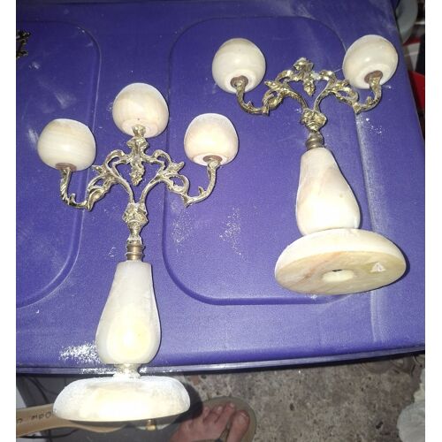 Bougeoirs en albatre