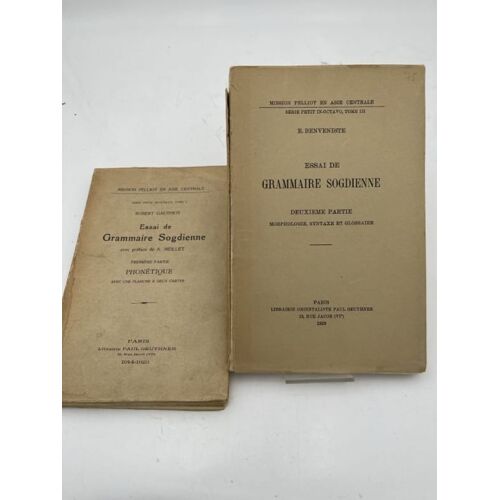 Essai De Grammaire Sogdienne