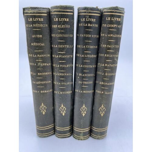 Bel Ensemble De 31 Titres De La Collection "Bibliothèque De La Maîtresse De Maison