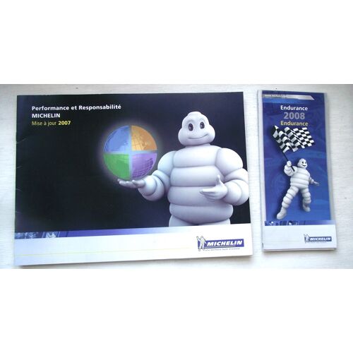 Je Vends Ces Deux Dépliants Publicitaires Michelin Datant De 2007 Et 2008, Illustrés Par Le Célèbre Personnage Bibendum.