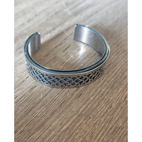 Manchette En Argent