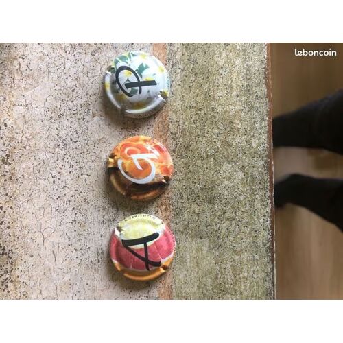 3 Capsules De Champagne "A" "G" "P"