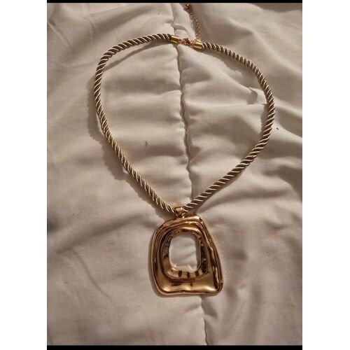Collier Torsade