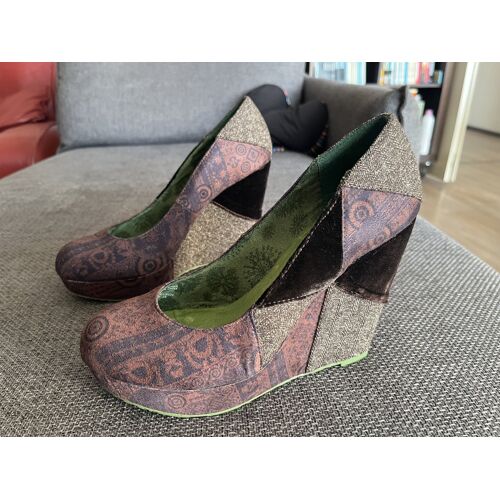 Chaussures Desigual À Talons Compensés - 39