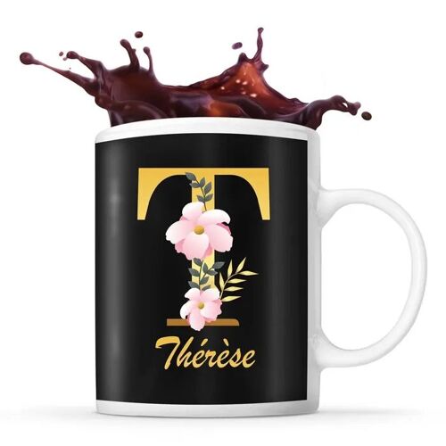 Mug Thérèse | Tasse Prénom Femme Fond Noir Avec Lettre Fleur | Idée Cadeau Pour Anniversaire Noël Et Fête Des Mères