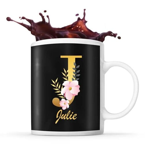 Mug Julie | Tasse Prénom Femme Fond Noir Avec Lettre Fleur | Idée Cadeau Pour Anniversaire Noël Et Fête Des Mères