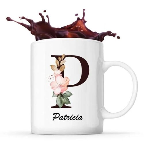 Mug Patricia | Tasse Prénom Femme Avec Lettre Fleur | Idée Cadeau Pour Anniversaire Noël Et Fête Des Mères