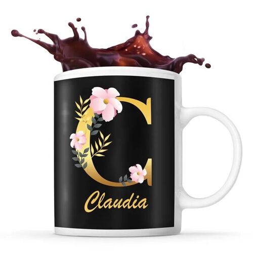 Mug Claudia | Tasse Prénom Femme Fond Noir Avec Lettre Fleur | Idée Cadeau Pour Anniversaire Noël Et Fête Des Mères