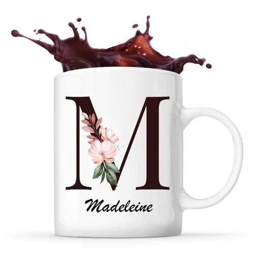 Mug Madeleine | Tasse Prénom Femme Avec Lettre Fleur | Idée Cadeau Pour Anniversaire Noël Et Fête Des Mères