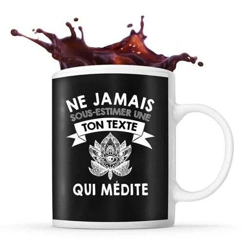 Mug Médite Prénom Métier Âge Personnalisable | Tasse Drôle Pour Femme Méditante | Idée Cadeau Anniversaire Noël