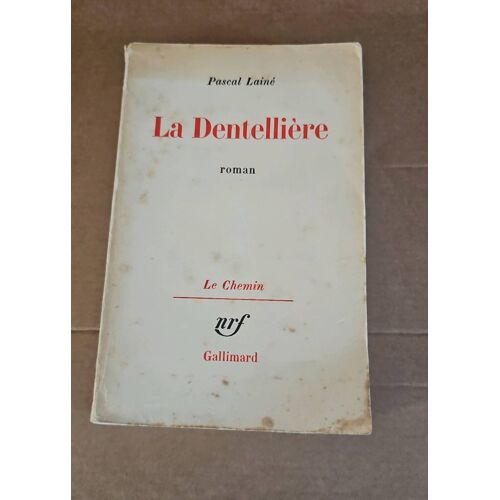 La Dentellière