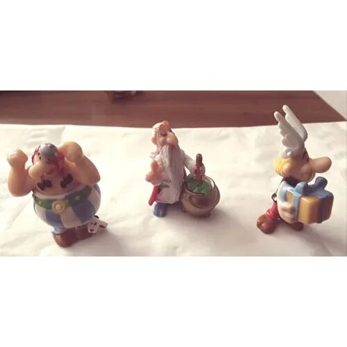 Lot De 3 Figurines Kinder - Collection Astérix