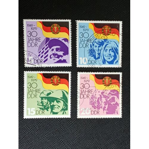 Timbre Allemagne - Rda Y T 2122 A 2125 Séries: 30 Ème Anniversaire De L'Allemagne De L'Est 1979 (050710 )