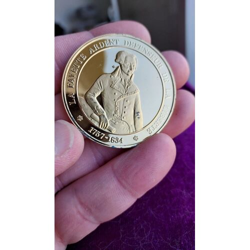La Fayette Médaille Vermeil Ardent Défenseur De La Liberté 1757-1834 39 Grammes 4.5 Cm De Diamètre 3 Mm D'épaisseur 814 Sur La Tranche